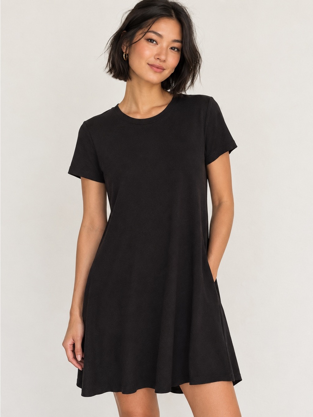 Uniqlo Black Short Sleeve Tee Shirt Dress With Pockets Size Small NWOT